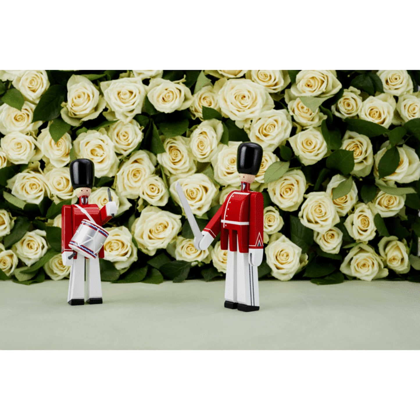 Kay Bojesen Limited Edition Tivoli-Offizier mit Schwert