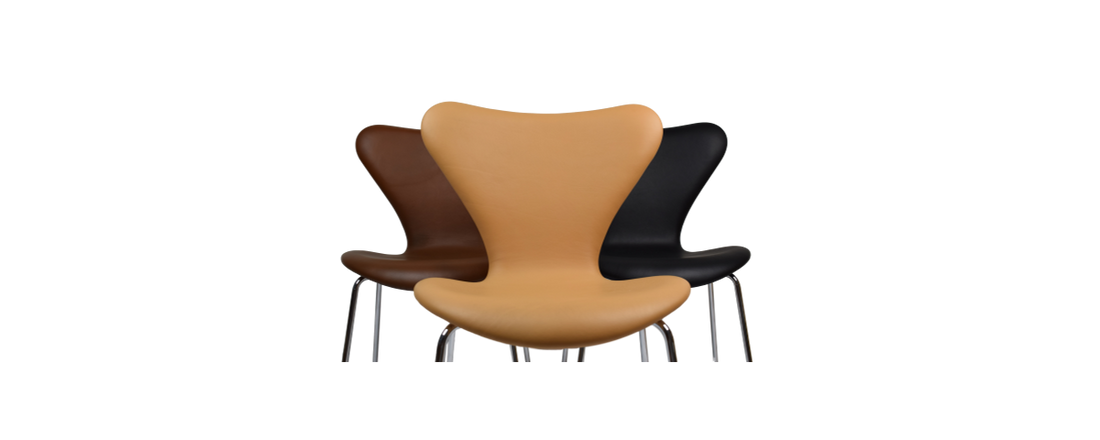 Arne Jacobsen model 3107 dining chairs