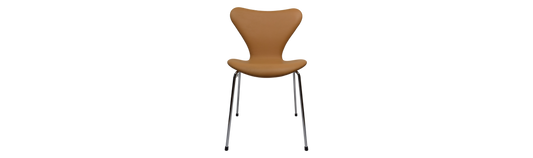 Arne Jacobsen model 3107 dining chair