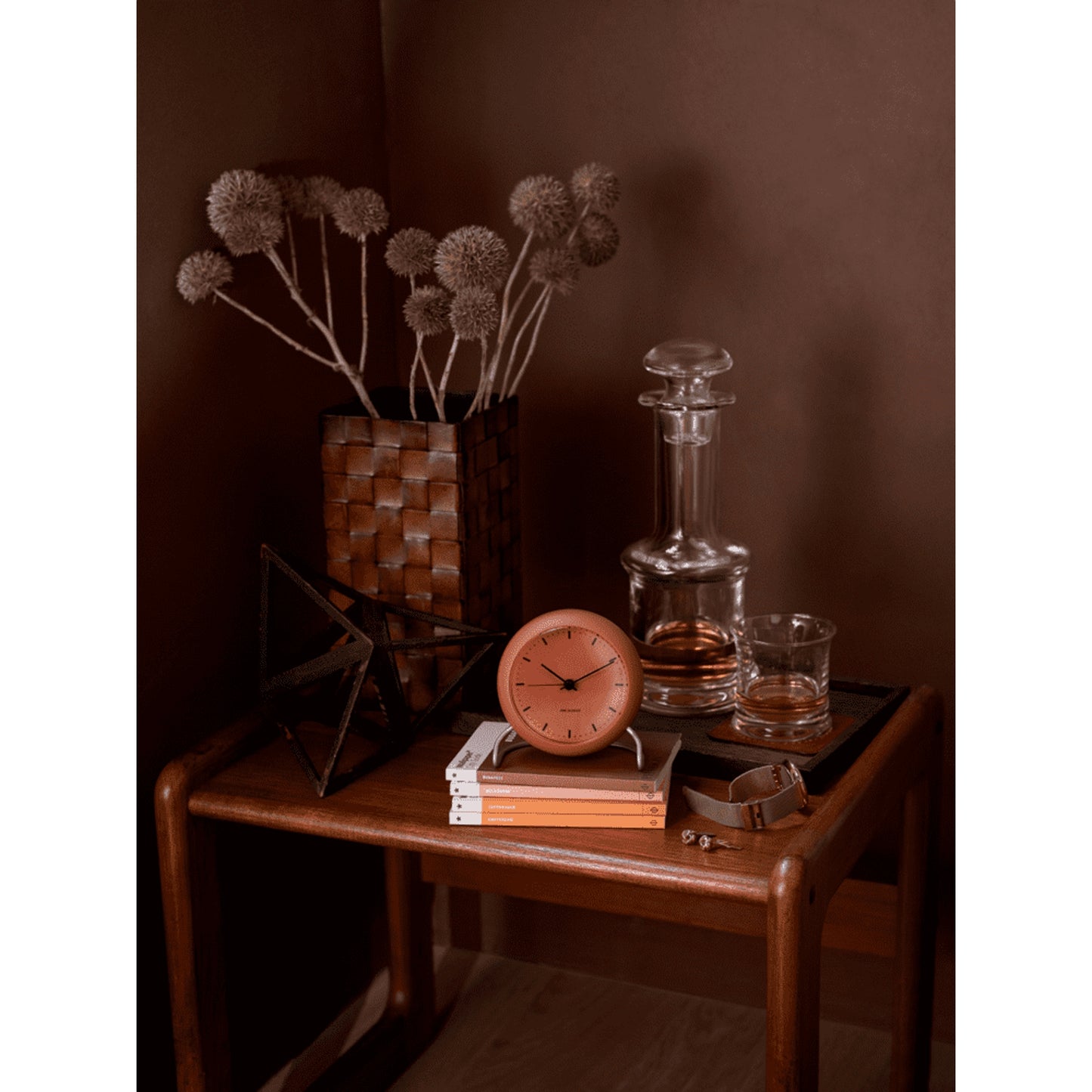 Arne Jacobsen City Hall Table Clock Pale Orange Ø: 11 cm / 4.3"