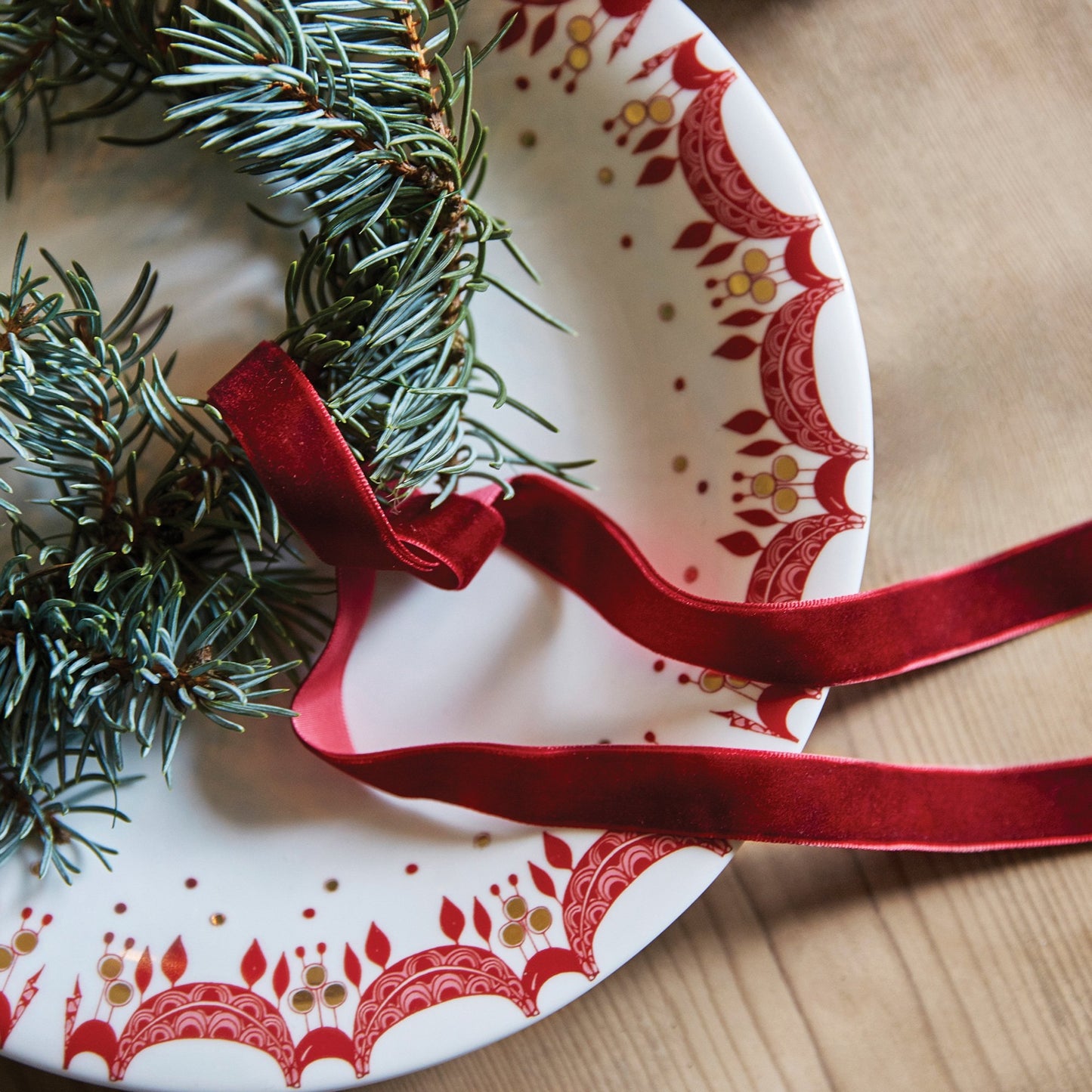 Bjørn Wiinblad Garland Christmas Plate