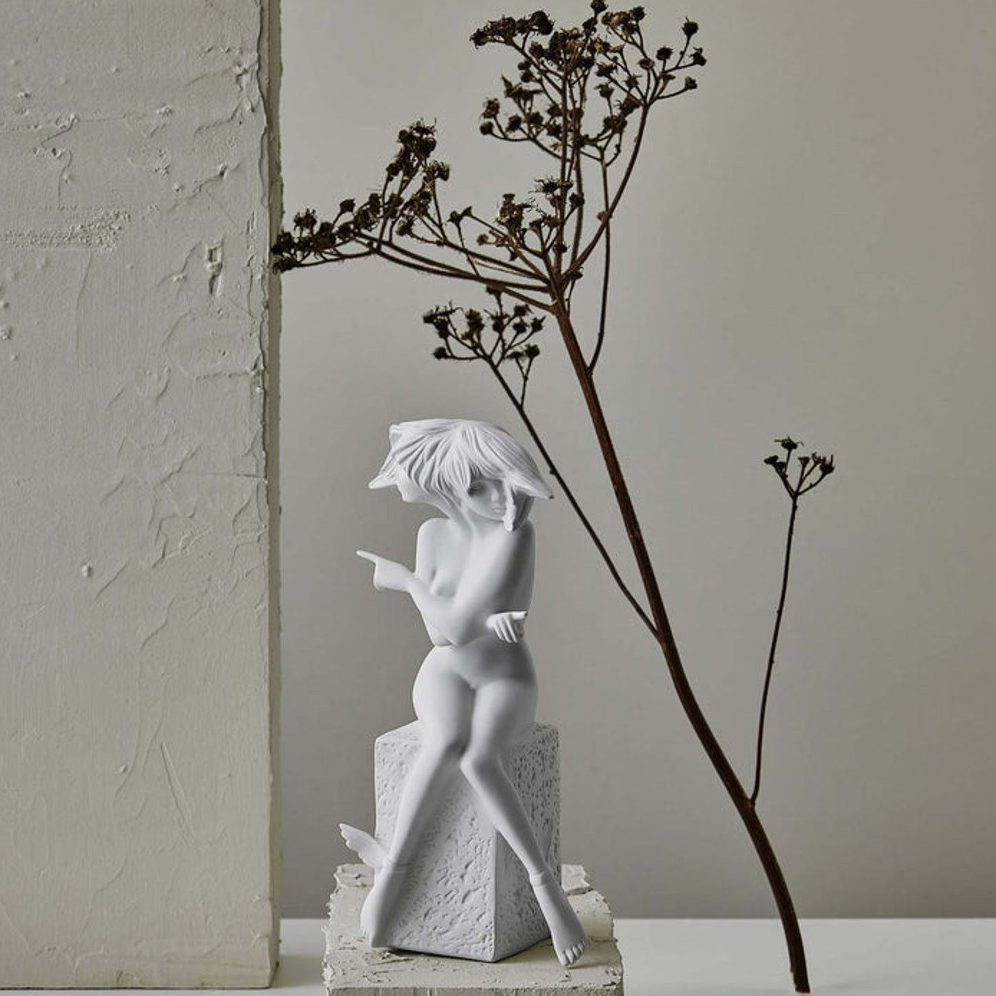 Gemini (Female) Zodiac Figure By Spring Copenhagen