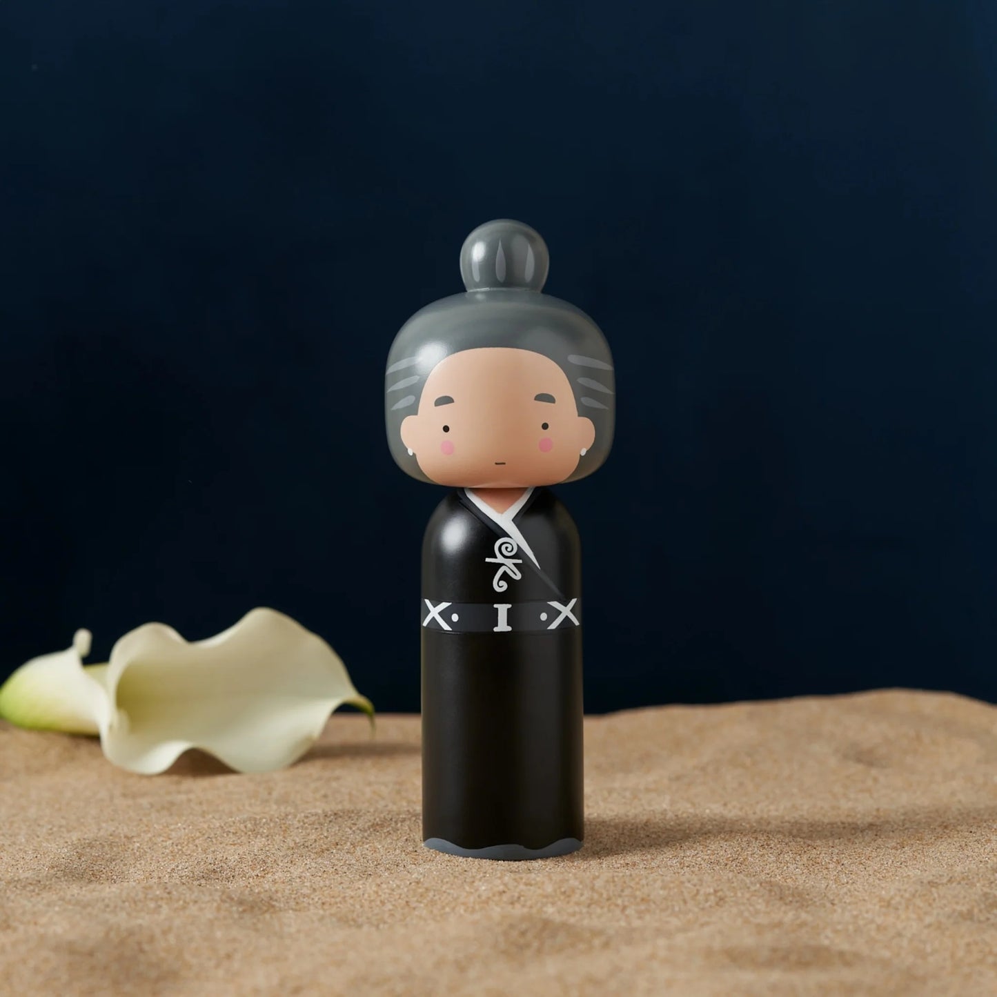 Kokeshi Georgia O'Keeffe By Lucie Kaas