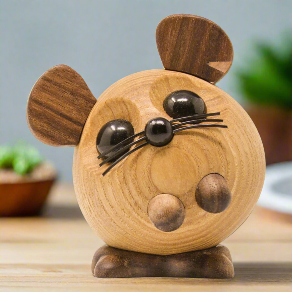 Ingolf The Large Mouse By Fablewood