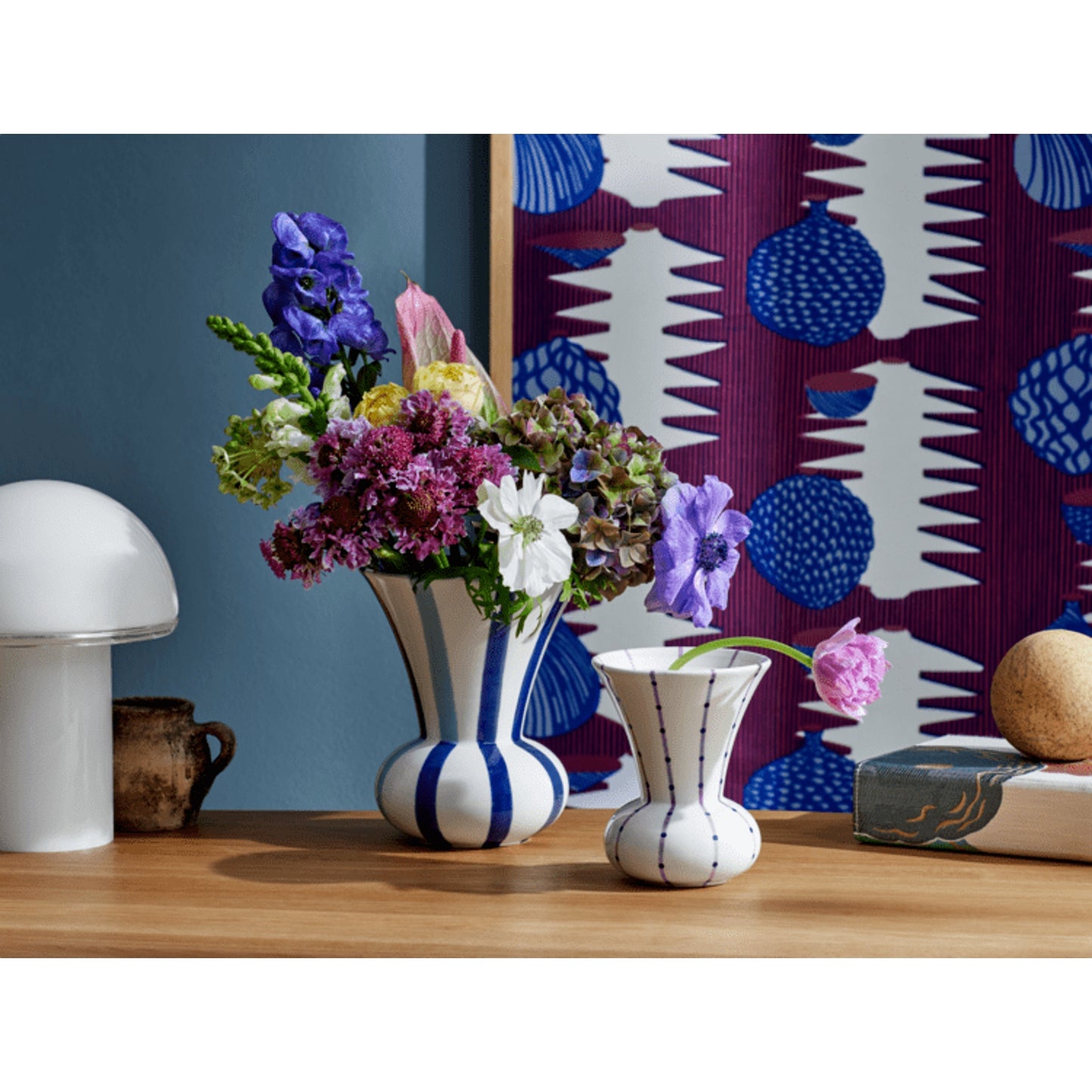 Kähler Signature Vase Blue 20 cm / 7.9" Designed By Meyer Lavigne