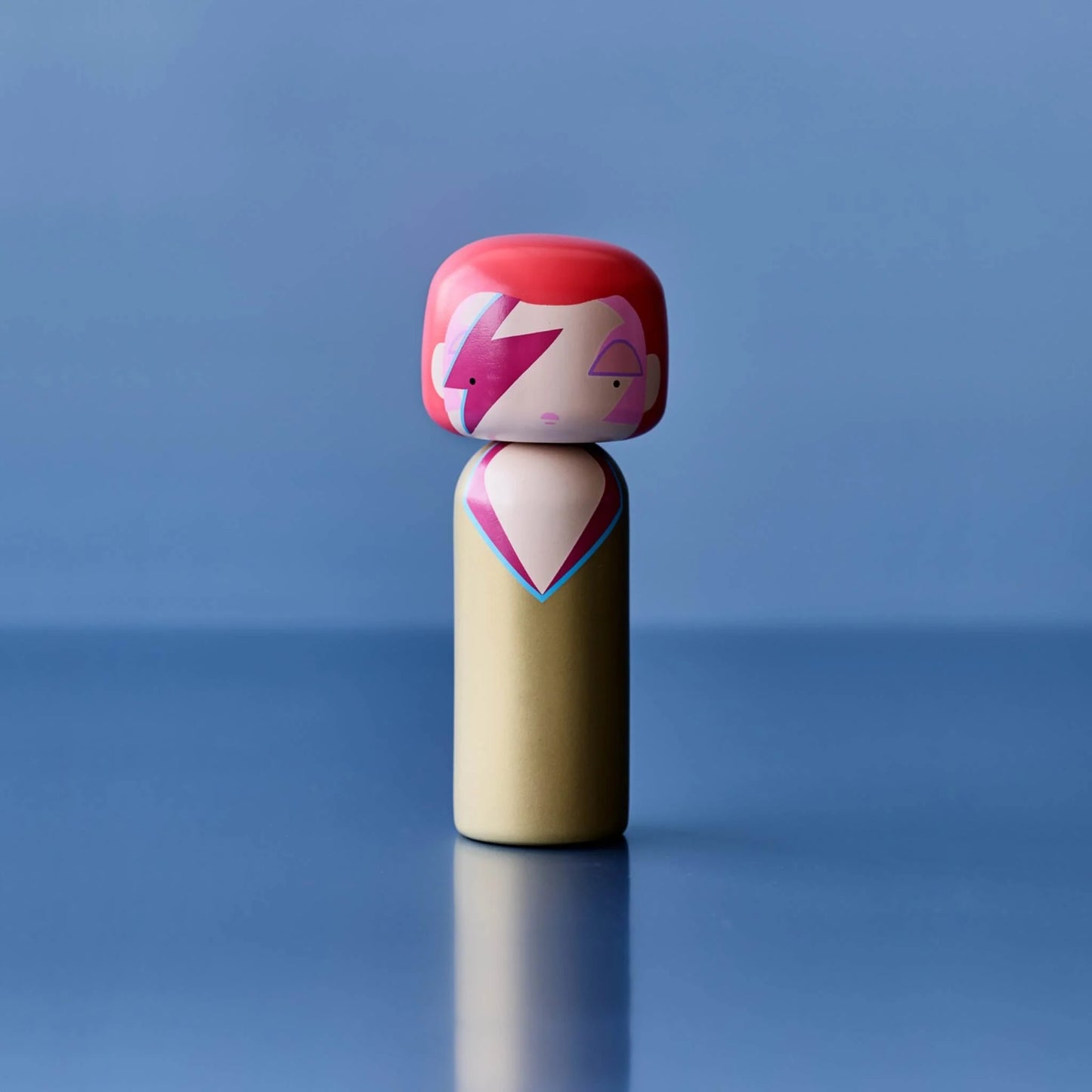 Kokeshi Aladdin Sane By Lucie Kaas