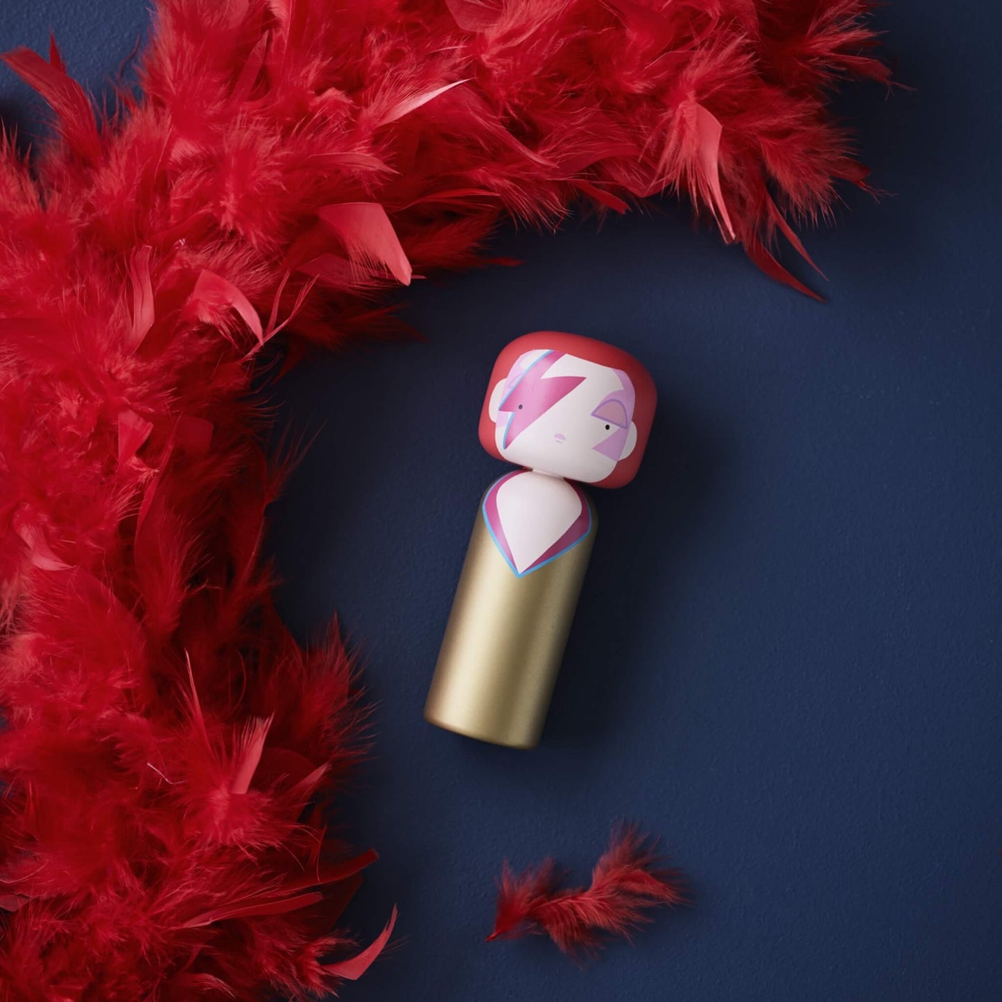 Kokeshi Aladdin Sane By Lucie Kaas