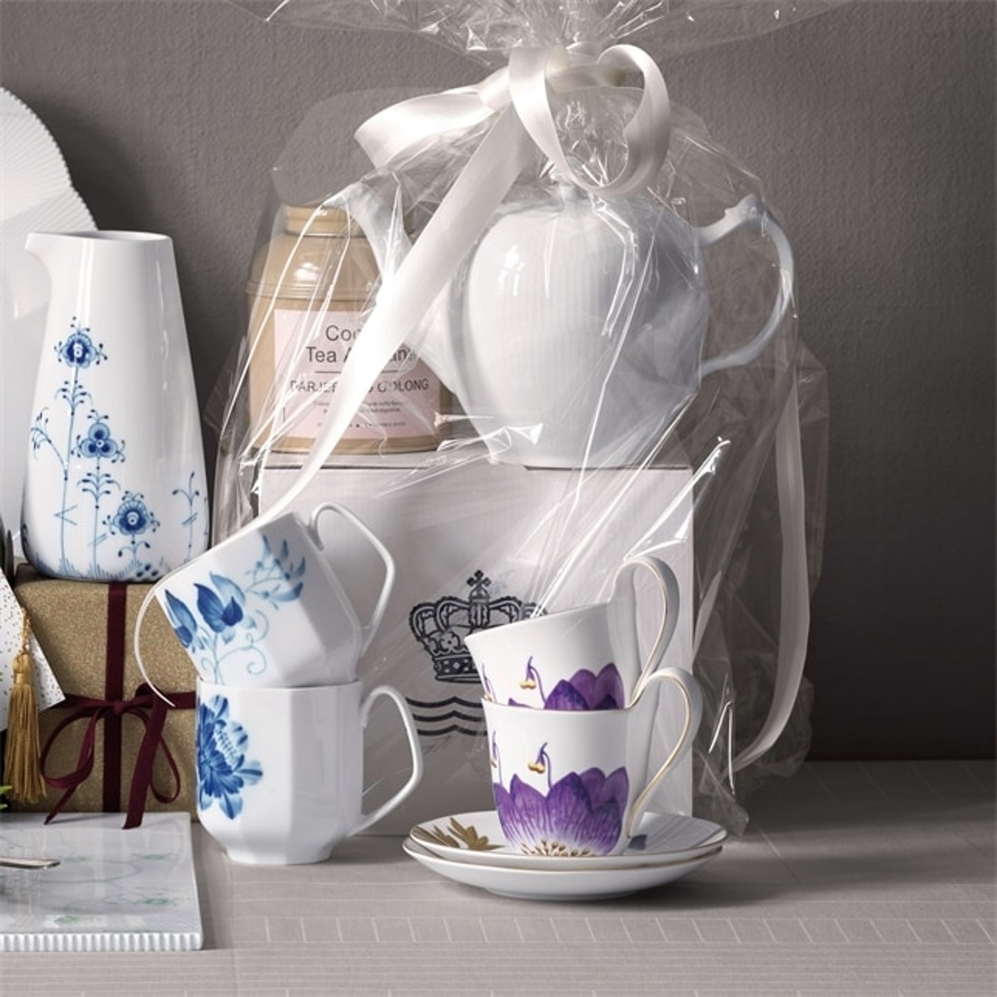 Royal Copenhagen Flora High Handle Cup And Saucer - Pansy 27 CL / 9.1 Oz