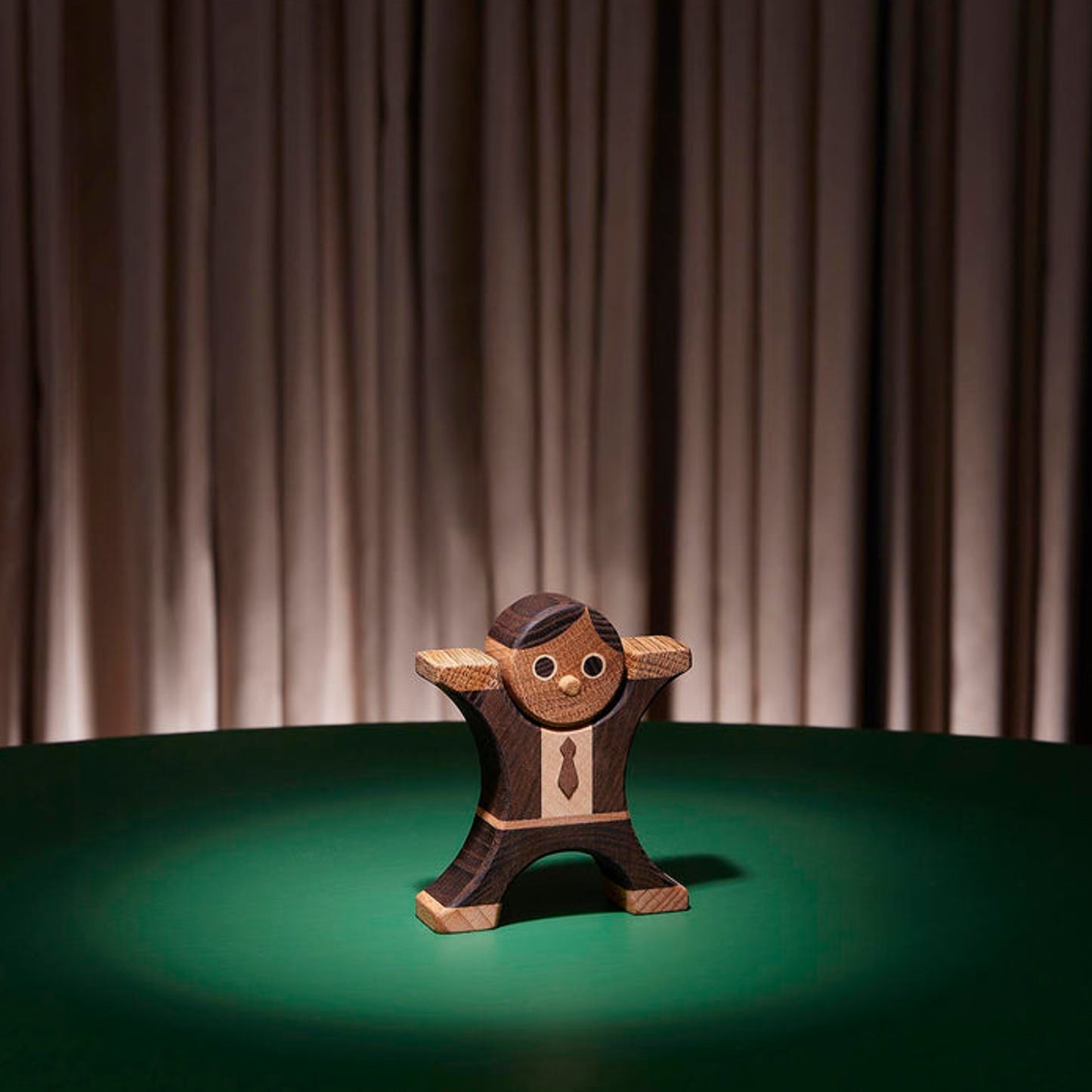 The Ringmaster By Spring Copenhagen