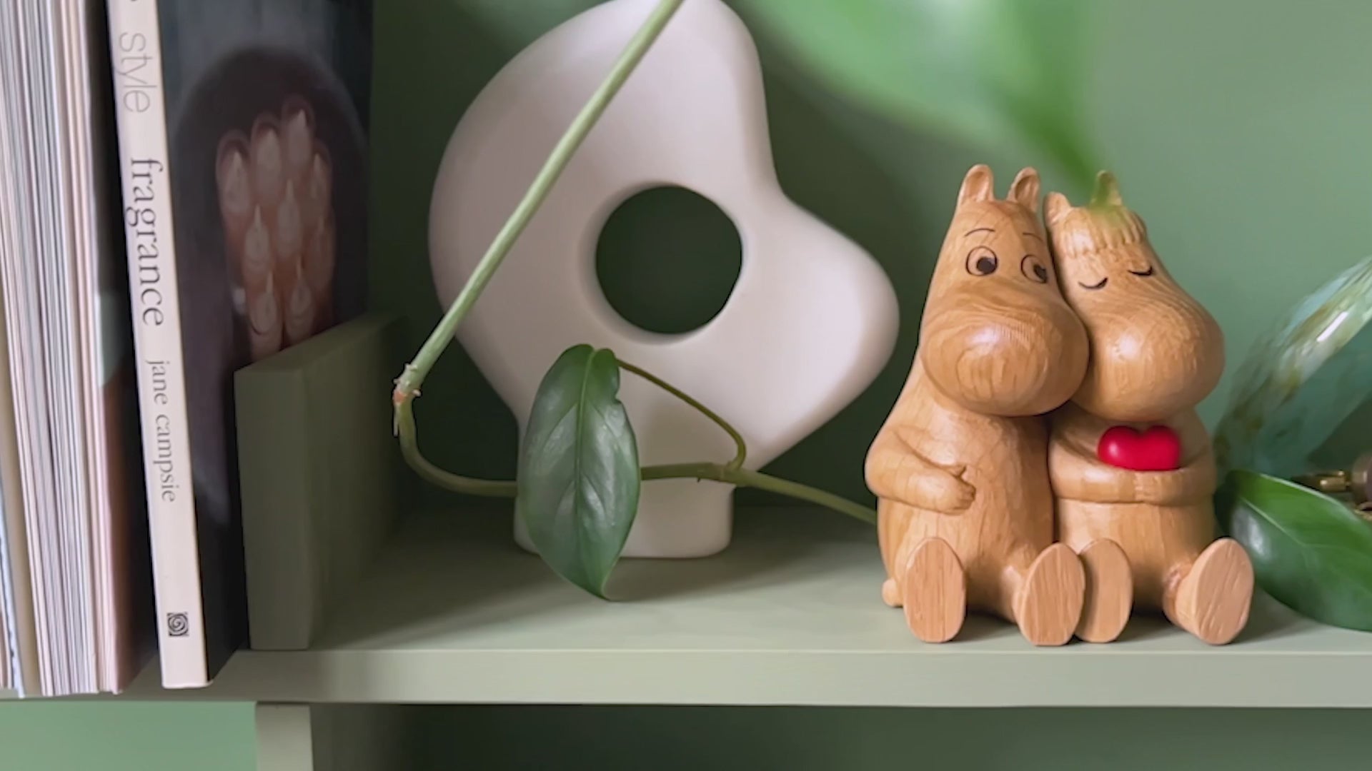 The Moomins Hug 80th Anniversary Edition By Dsignhouse – Webb's