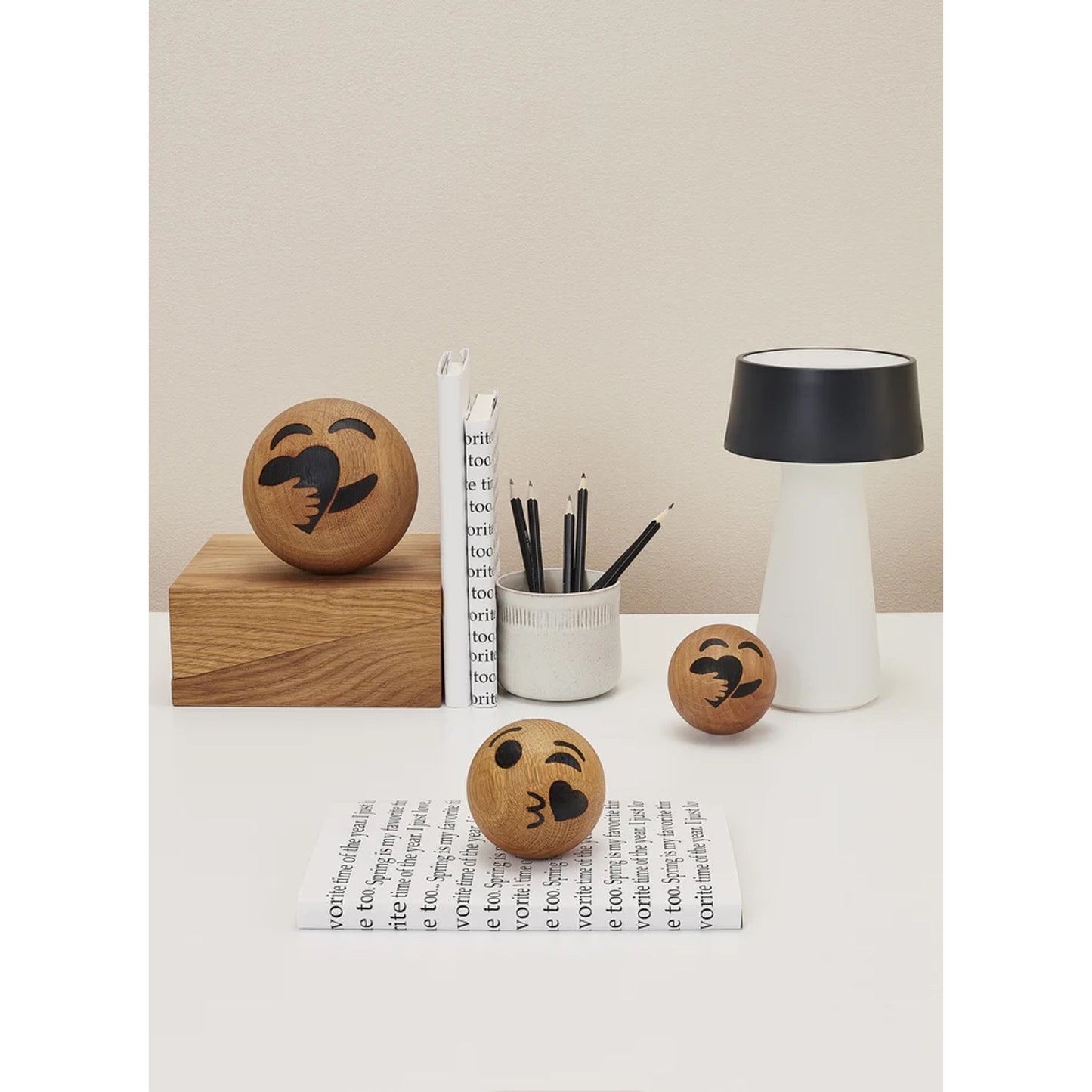 Emotions Kiss By Spring Copenhagen